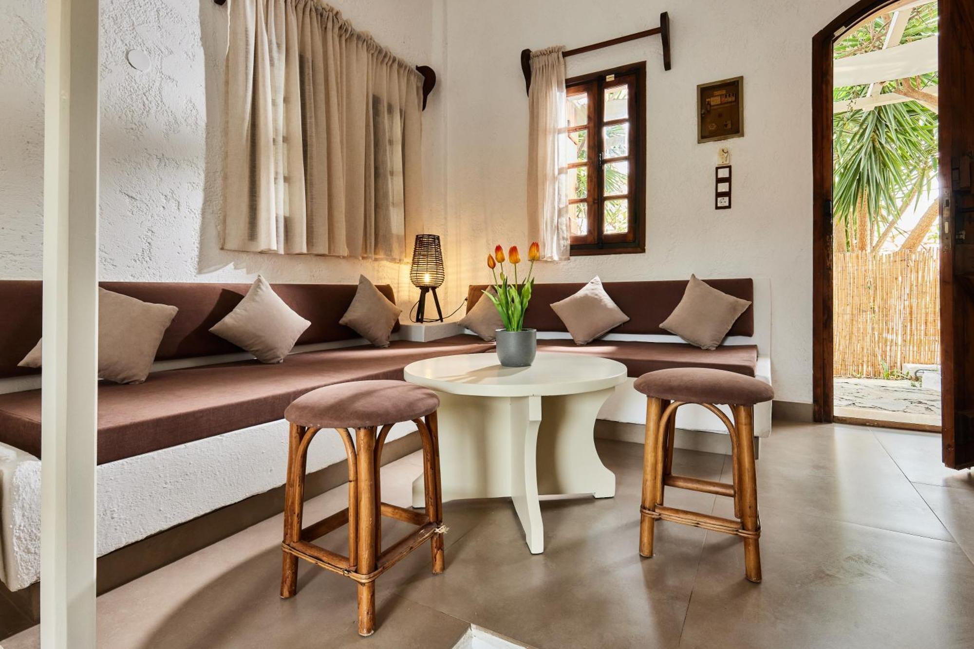 Mila Malia Studios Hotel エクステリア 写真